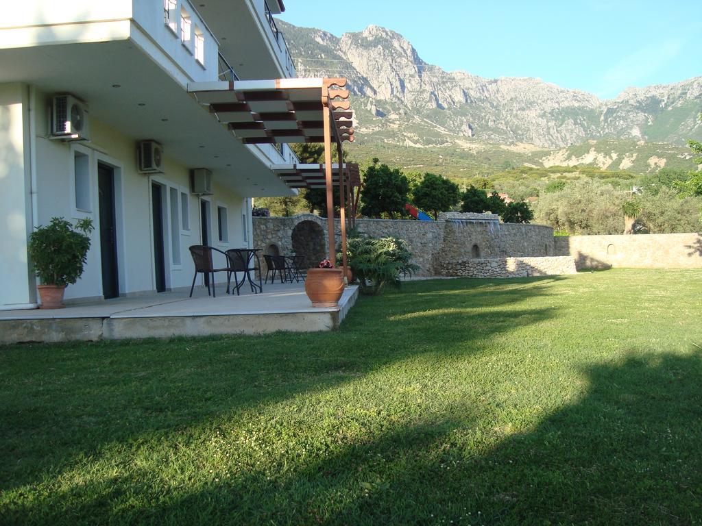 Kourtis Paramythia Exterior foto
