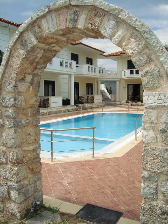 Kourtis Paramythia Quarto foto